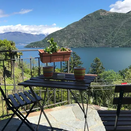 Lago Maggiore * Cannobio